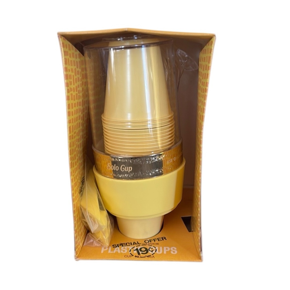 Solo Yellow Gold Bathroom Dispenser & Cups
